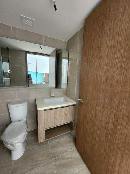 KINGSFORD WATERBAY 13