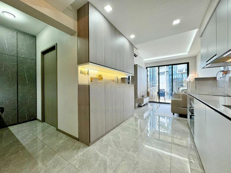 THE GARDEN RESIDENCES 8