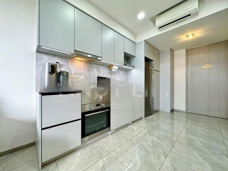 THE GARDEN RESIDENCES 7