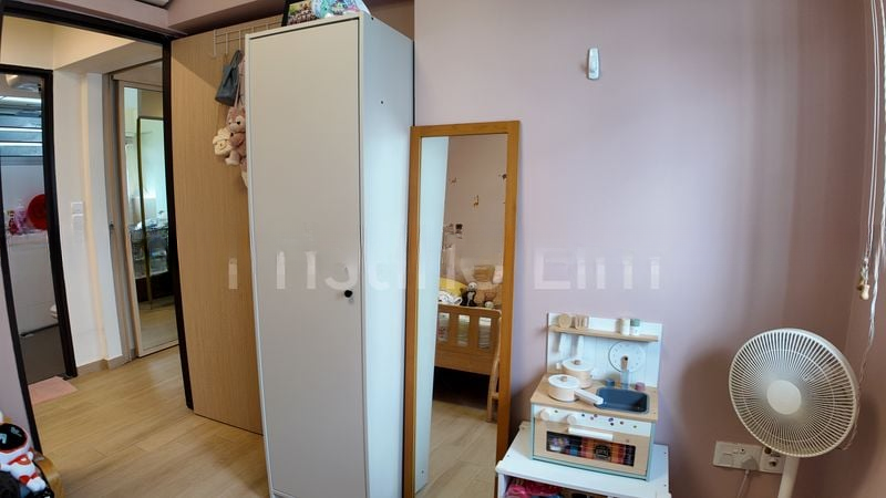 ST. GEORGE'S LANE 11