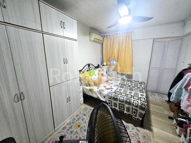 BEDOK RESERVOIR RD 6