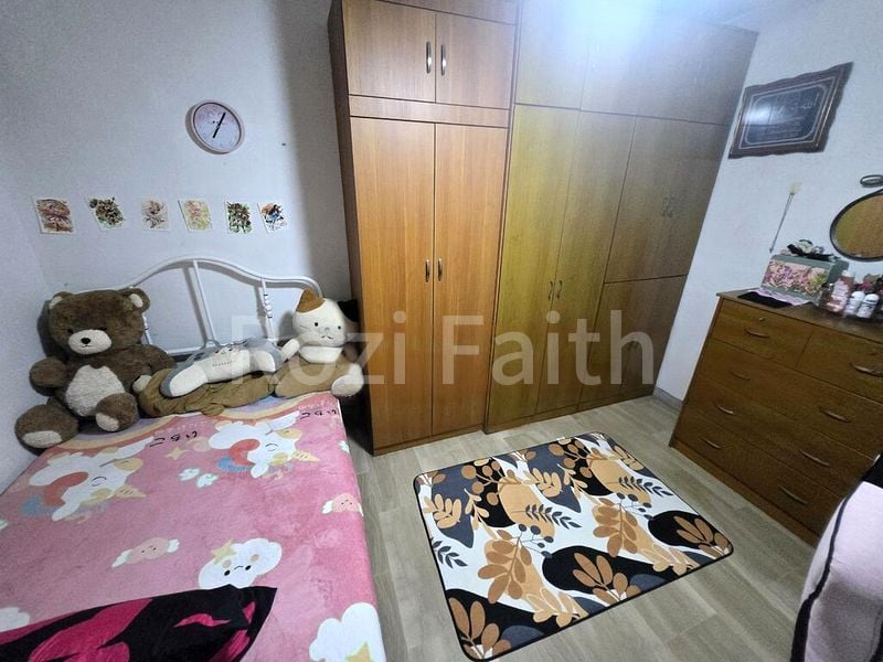 BEDOK RESERVOIR RD 10