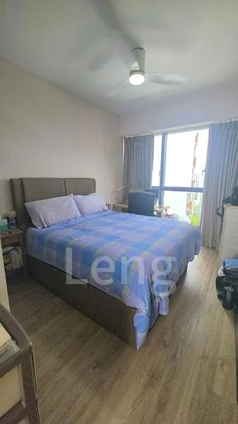 RIVERFRONT RESIDENCES 6