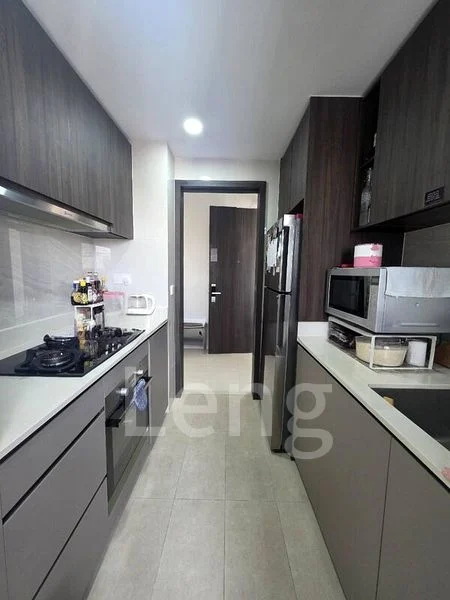 RIVERFRONT RESIDENCES 9