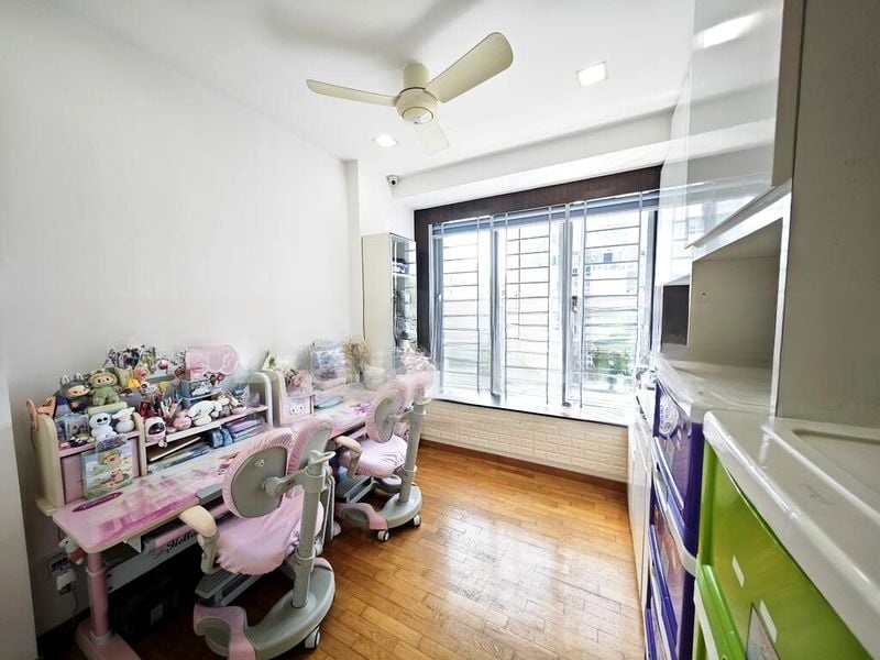 FERRARIA PARK CONDOMINIUM 9