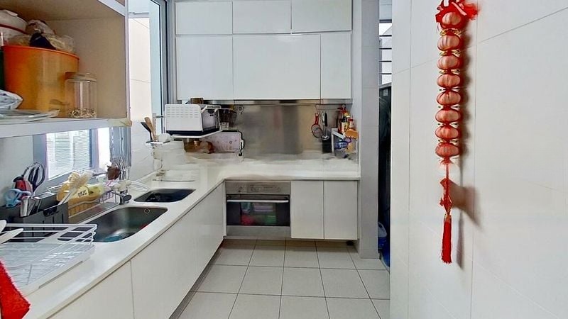 FERRARIA PARK CONDOMINIUM 11