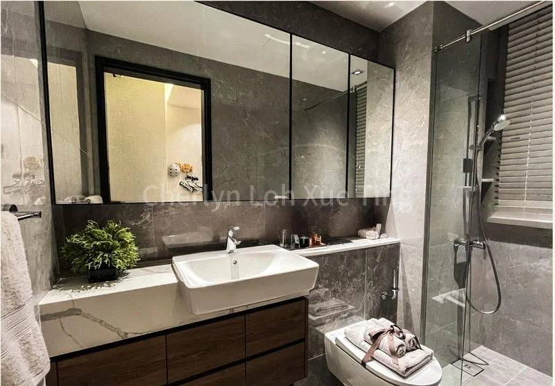 BLOSSOMS BY THE PARK 5