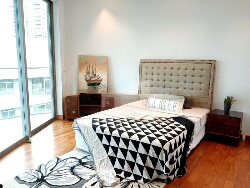 SKYLINE @ ORCHARD BOULEVARD 6