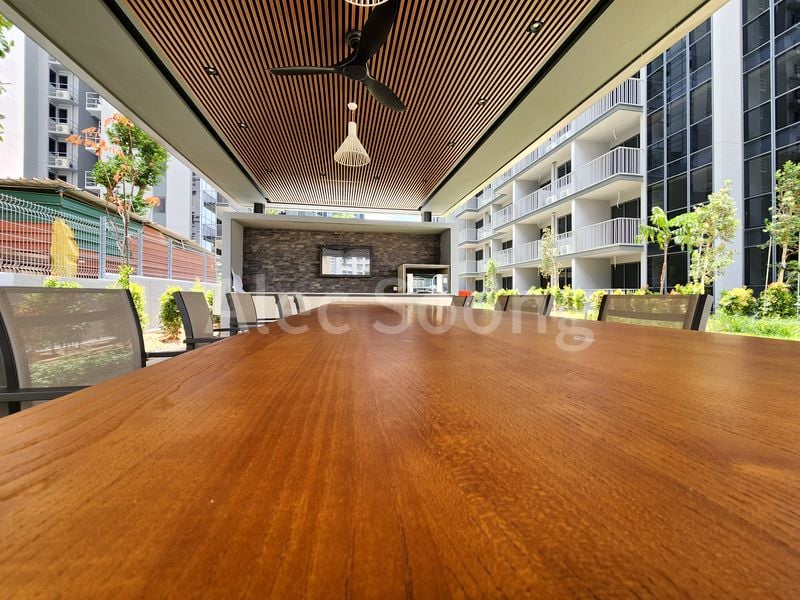 THE FLORENCE RESIDENCES 11