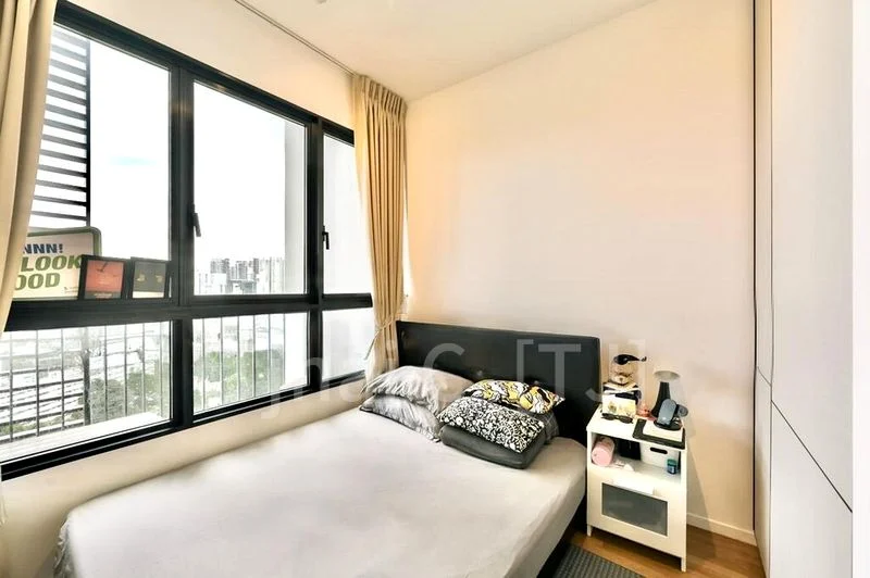 AVENUE SOUTH RESIDENCE 4