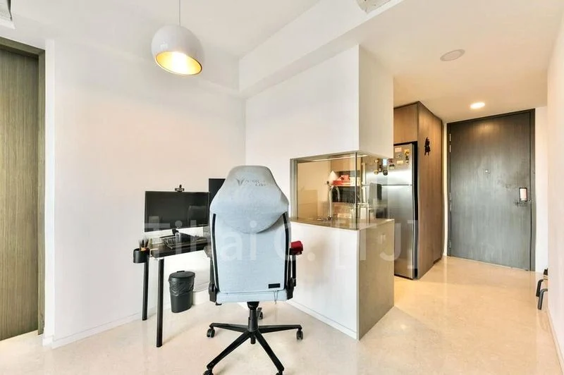 AVENUE SOUTH RESIDENCE 5