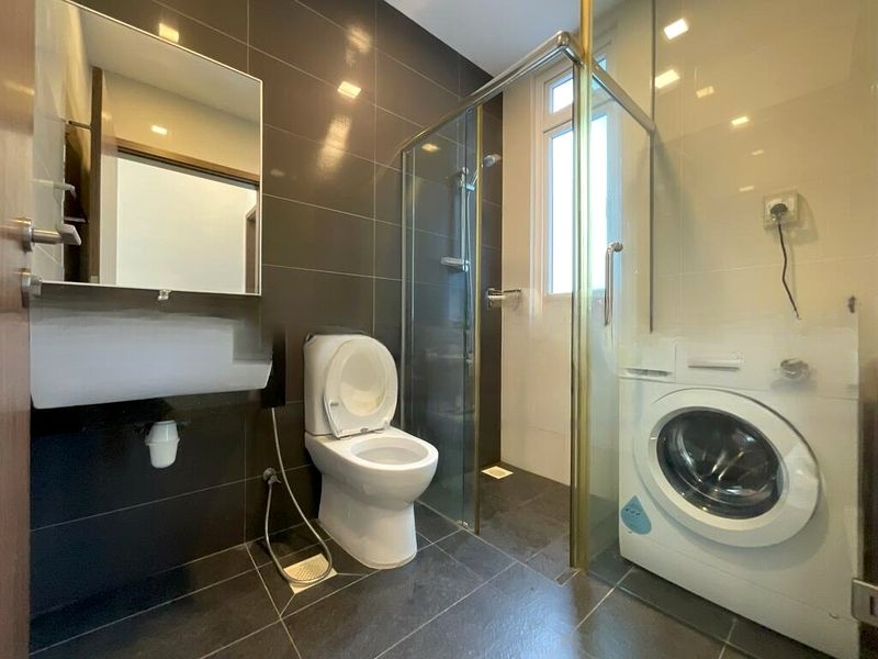 SUITES @ EASTCOAST 13