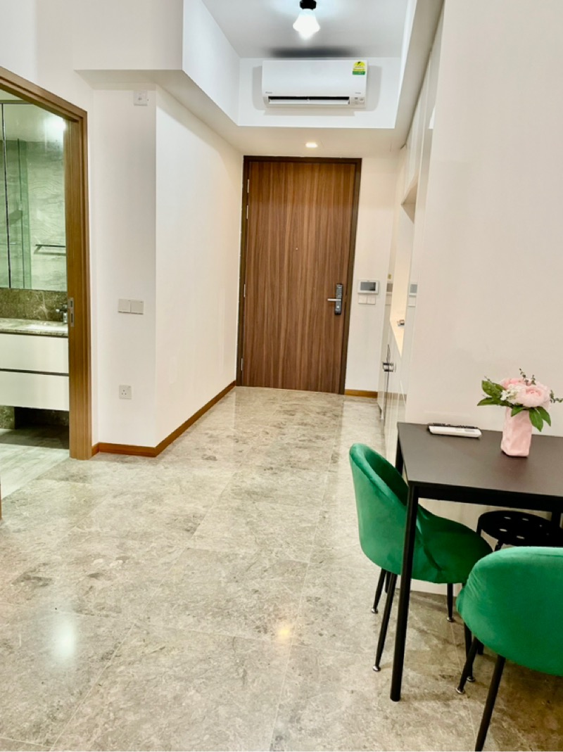 FOURTH AVENUE RESIDENCES 6