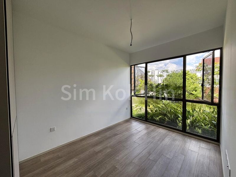 THE WATERGARDENS AT CANBERRA 10