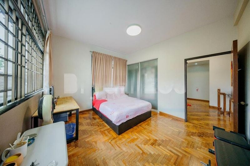 RIA TOWNHOUSES 2