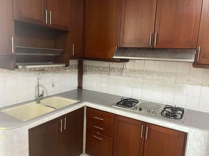 SERANGOON NTH AVE 4 4