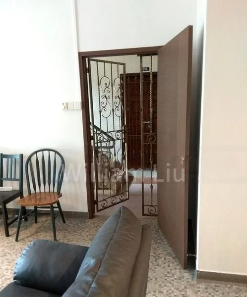 HOLLYWOOD APARTMENTS 7