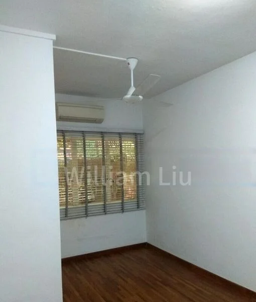 HOLLYWOOD APARTMENTS 9