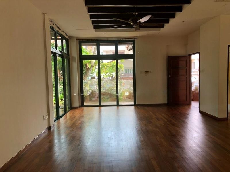 SERANGOON GARDEN ESTATE 11