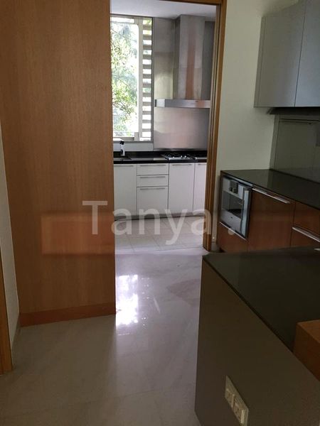 BEAUFORT ON NASSIM 8