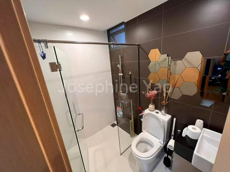 ESPARINA RESIDENCES 9