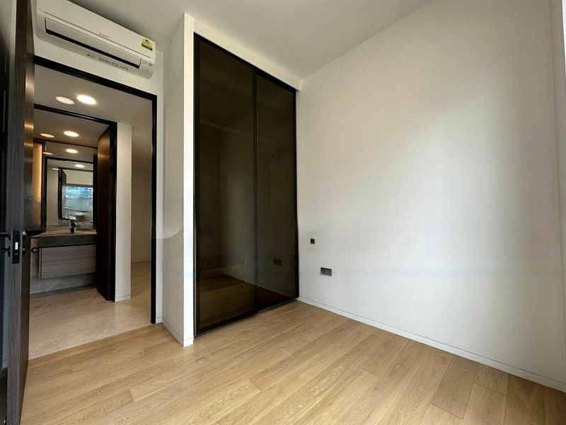 THE REEF AT KING'S DOCK 8