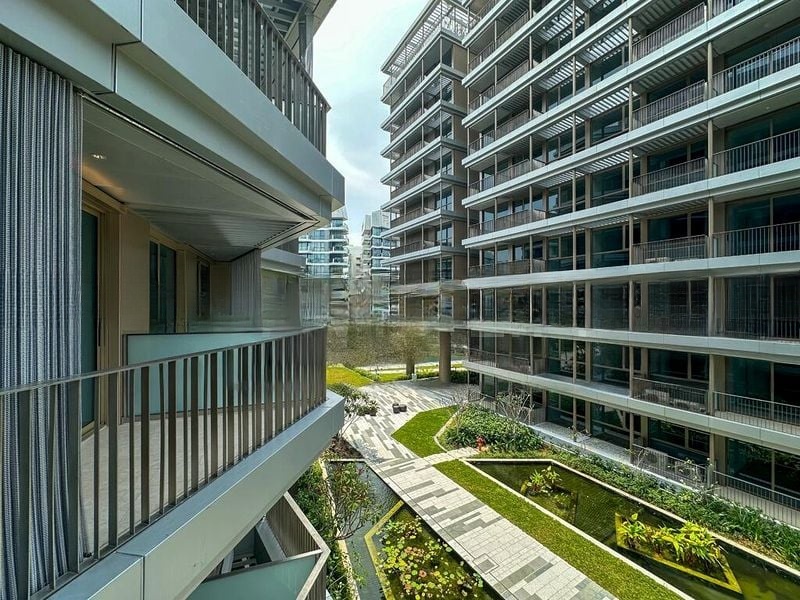 THE REEF AT KING'S DOCK 9