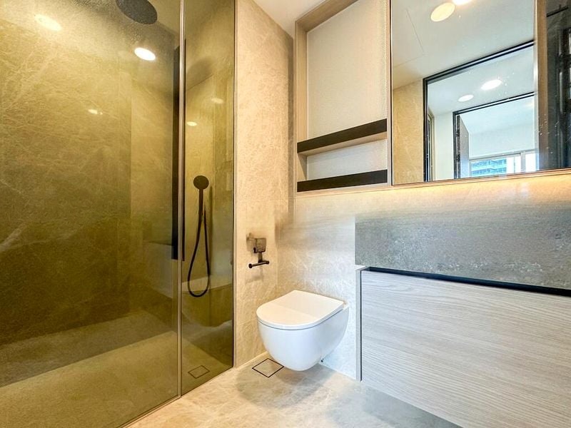 THE REEF AT KING'S DOCK 7