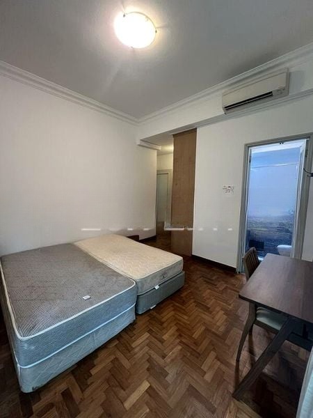 ROYAL PALM MANSIONS 14