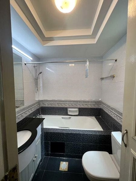 ROYAL PALM MANSIONS 13