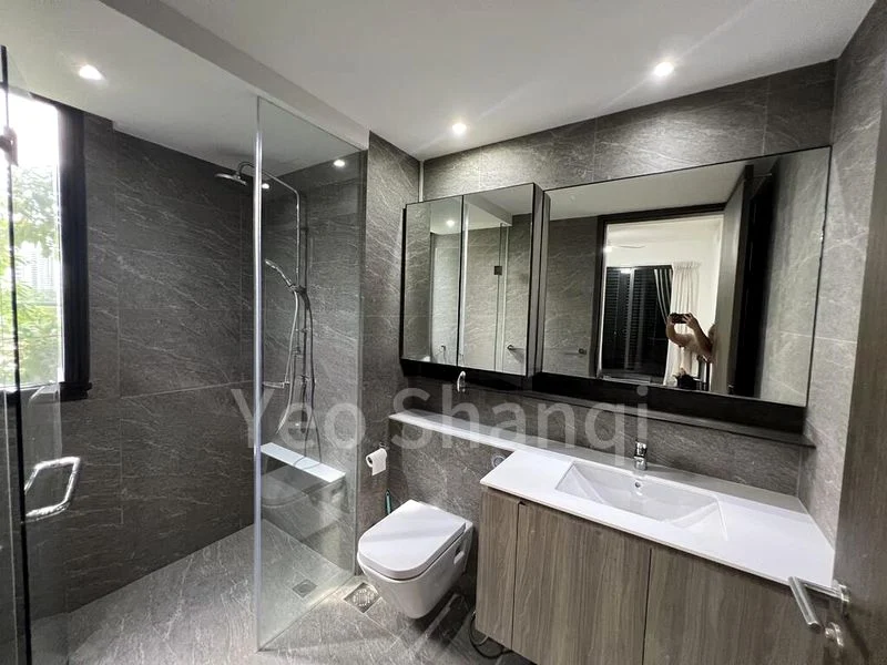 THE CLEMENT CANOPY 4