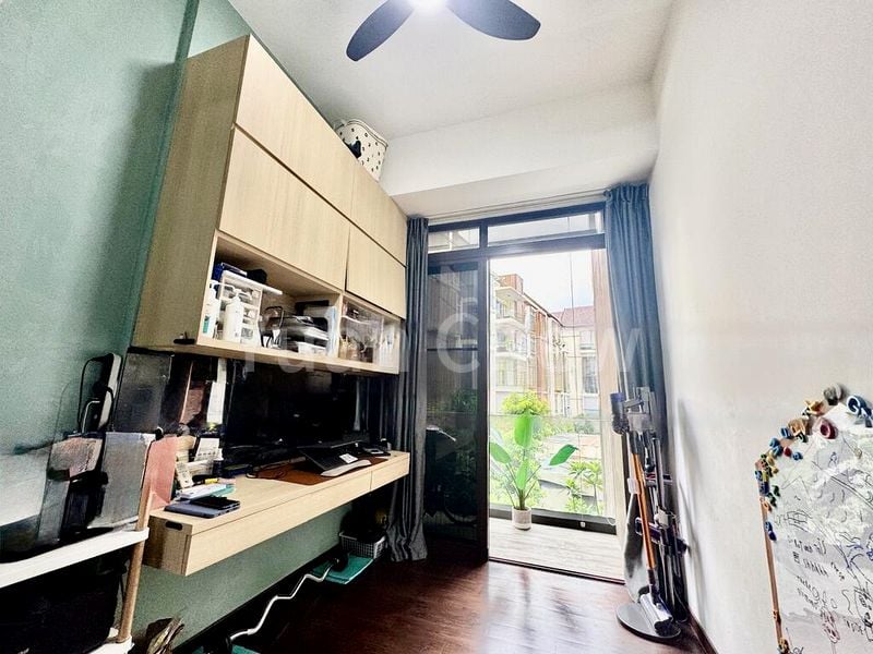 MAYFAIR RESIDENCES 4