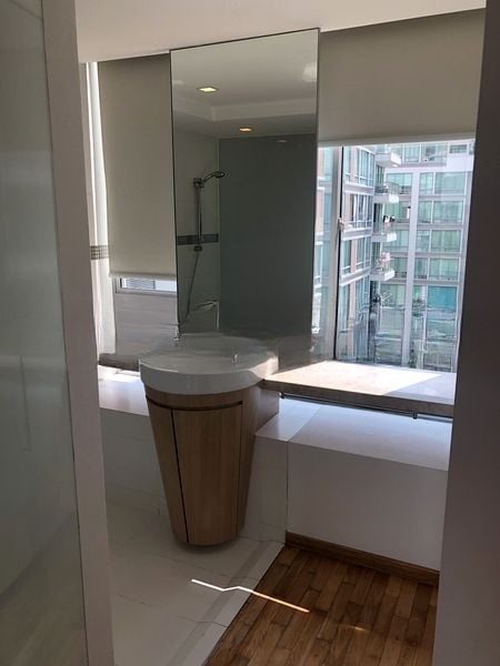 ONE-NORTH RESIDENCES 6