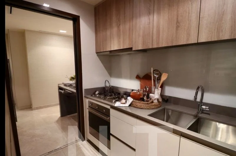 PARK PLACE RESIDENCES AT PLQ 10