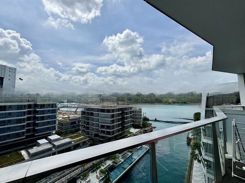 CORALS AT KEPPEL BAY 11