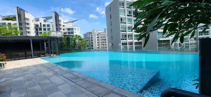 SLOANE RESIDENCES 8
