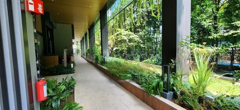 SLOANE RESIDENCES 12
