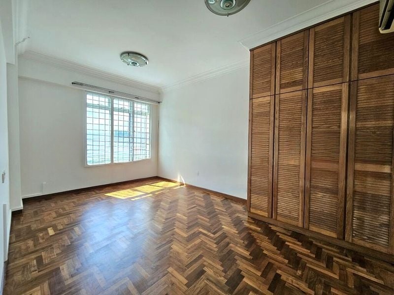 BISHAN PARK CONDOMINIUM 4