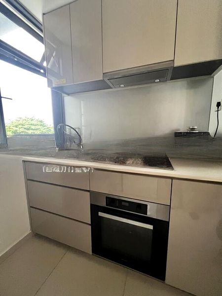 FOURTH AVENUE RESIDENCES 12