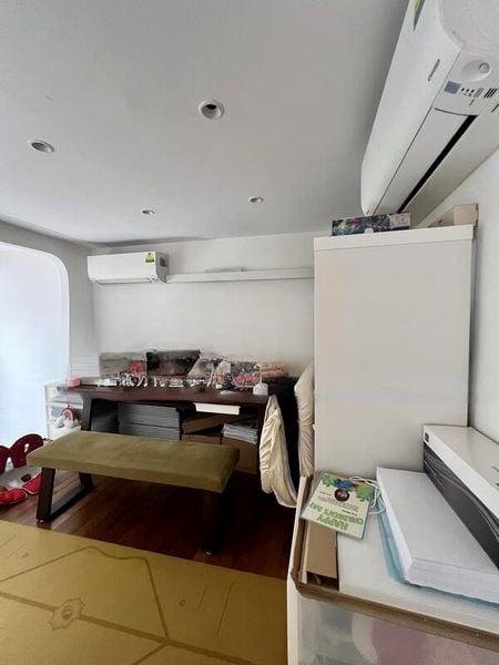 FOURTH AVENUE RESIDENCES 2