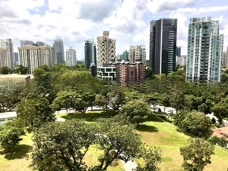 LEONIE SUITES 10