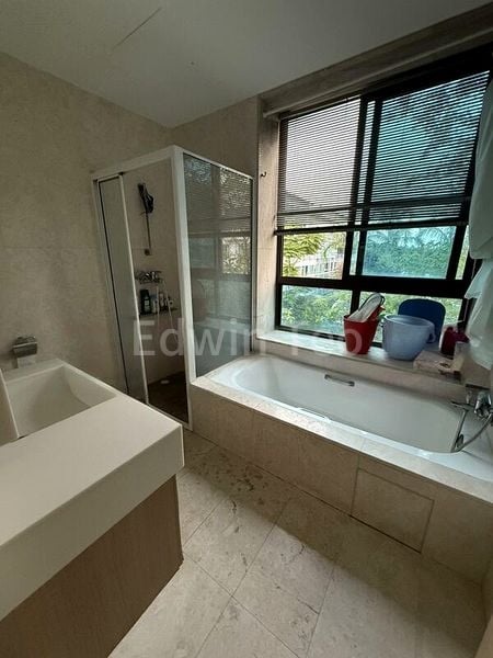 VARSITY PARK CONDOMINIUM 6