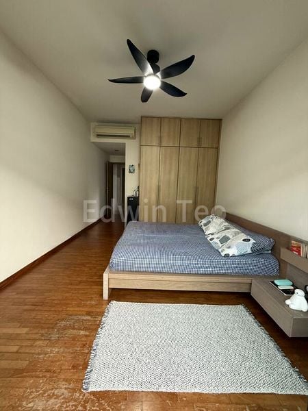 VARSITY PARK CONDOMINIUM 7