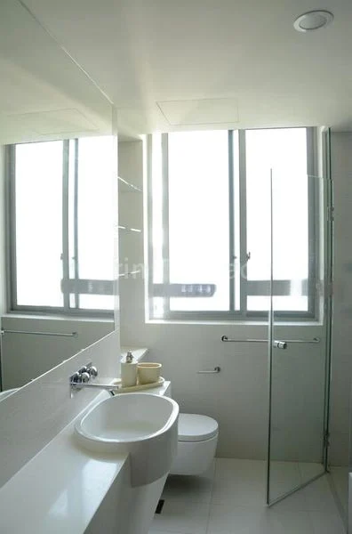 THE WHARF RESIDENCE 4