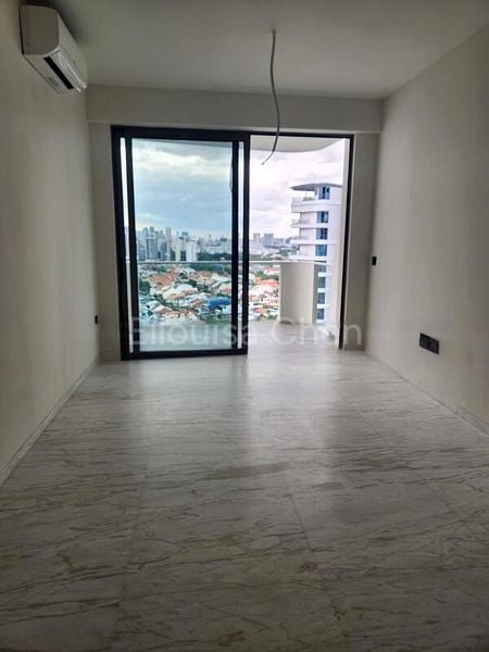 COASTLINE RESIDENCES 3