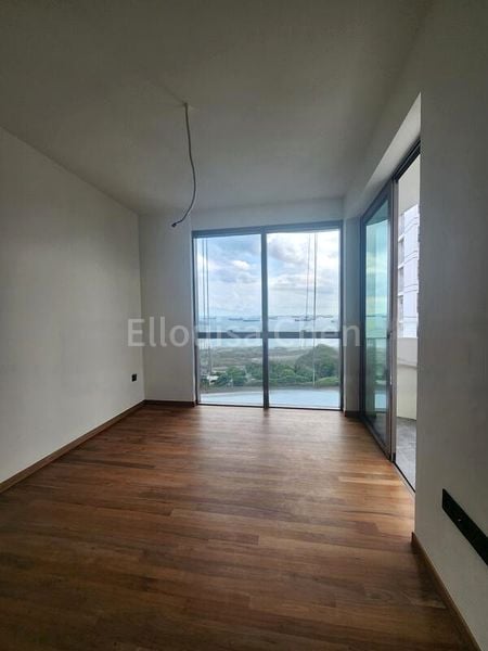 COASTLINE RESIDENCES 6