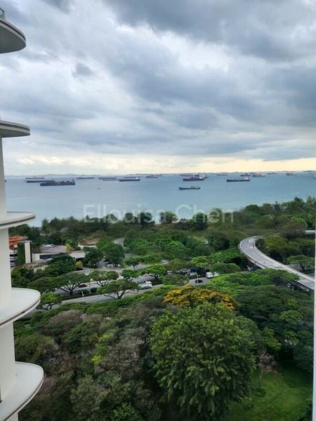 COASTLINE RESIDENCES 10