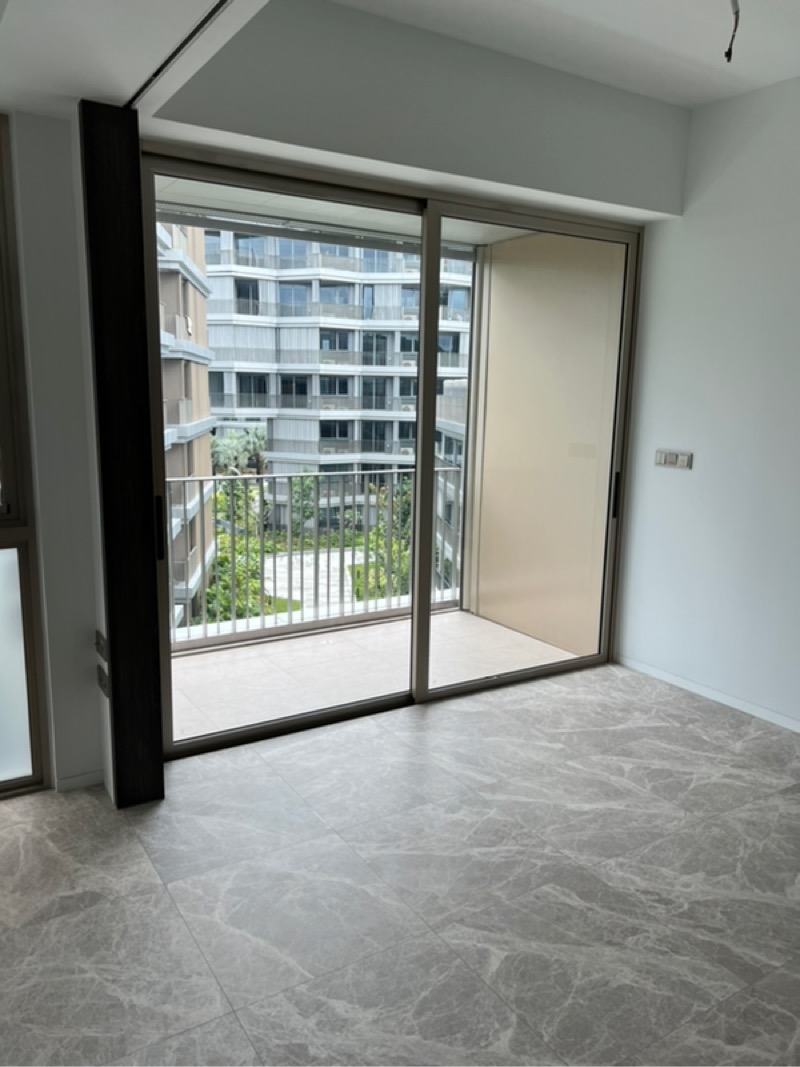 THE REEF AT KING'S DOCK 3