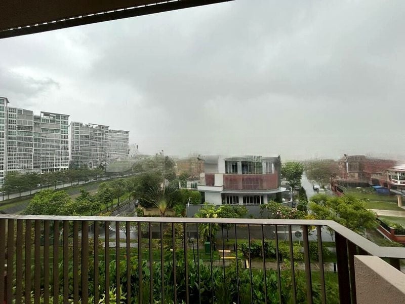 THE WATERGARDENS AT CANBERRA 4