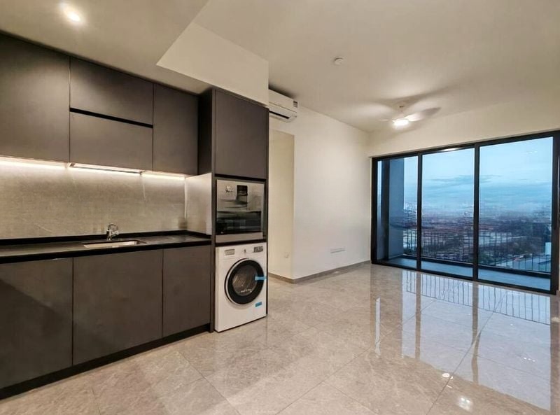 THE LINQ @ BEAUTY WORLD 9